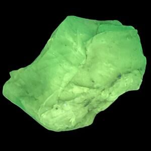 Emerald Art Glass Cullet Glowing Manganese Slag‎ Glass #5GX52